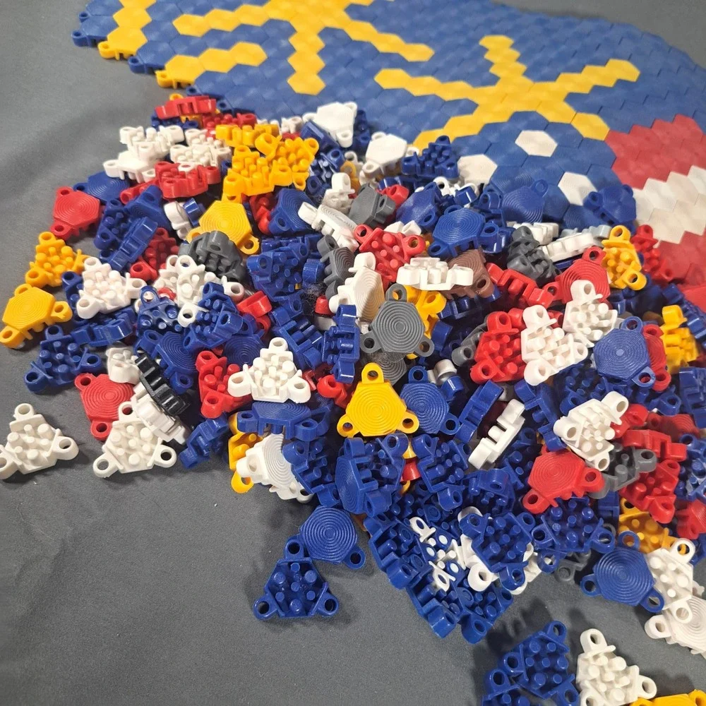 Hexabits‎ Building Toy Set Interlocking Hexagon Tiles Mosaic Art Kit STEM Toy